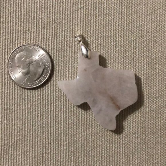 Handcrafted Texas Shaped Chalcedony Pendant - Picture 4 of 4